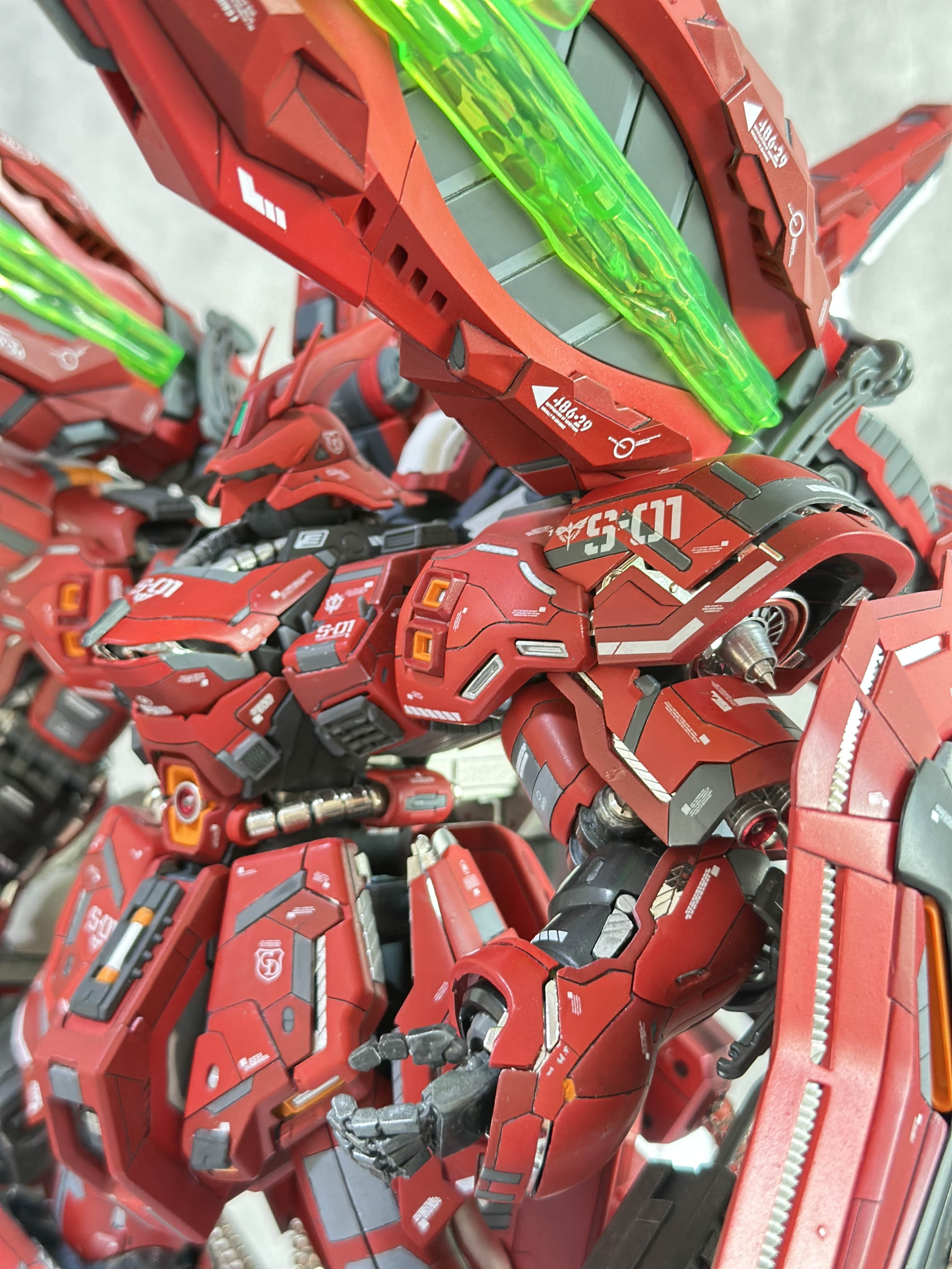 Custom Made 1/100 MG Ver. Ka Sazabi MSN-04