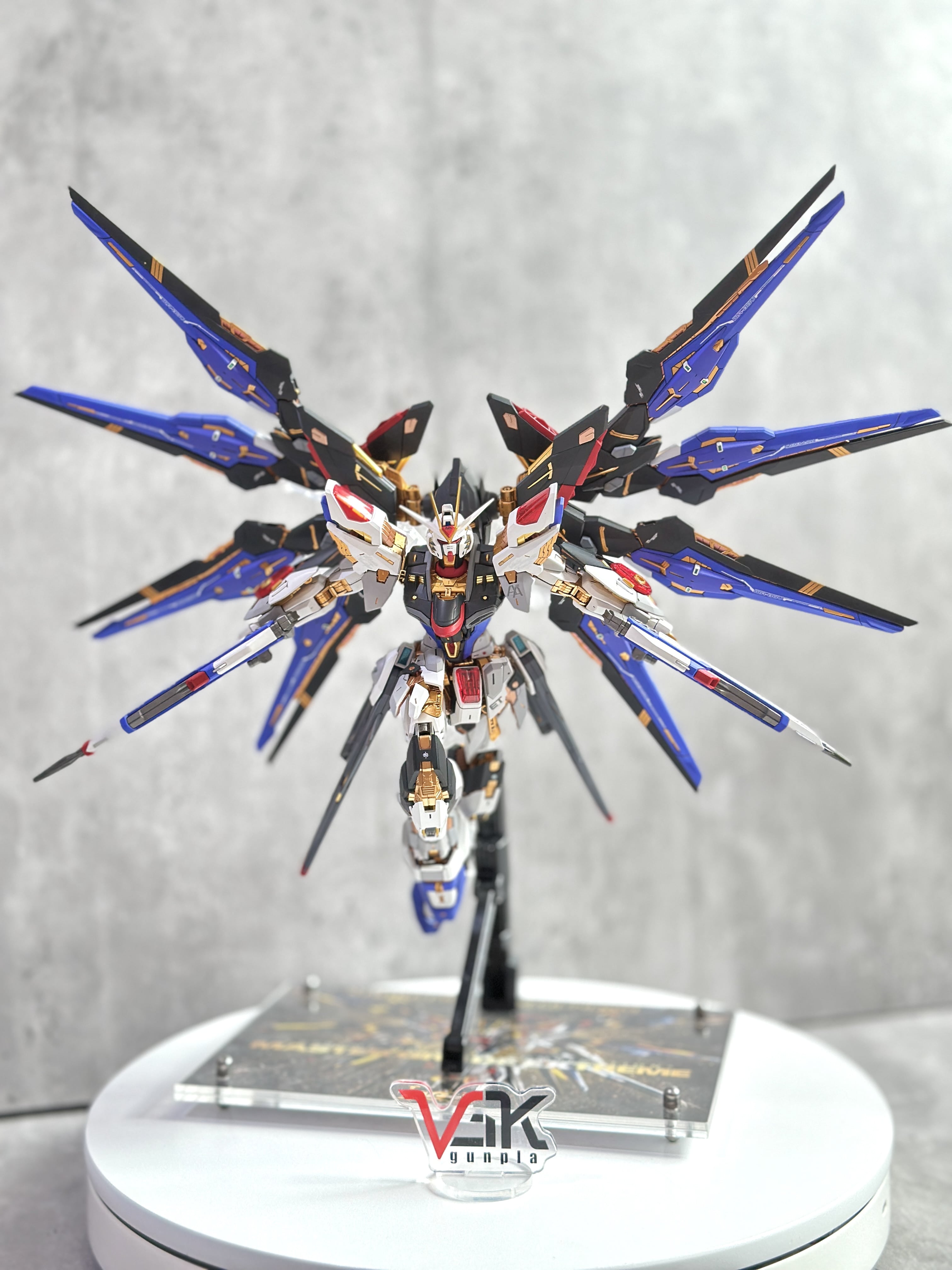 Bandai MGEX  1/100 Strike Freedom Gundam