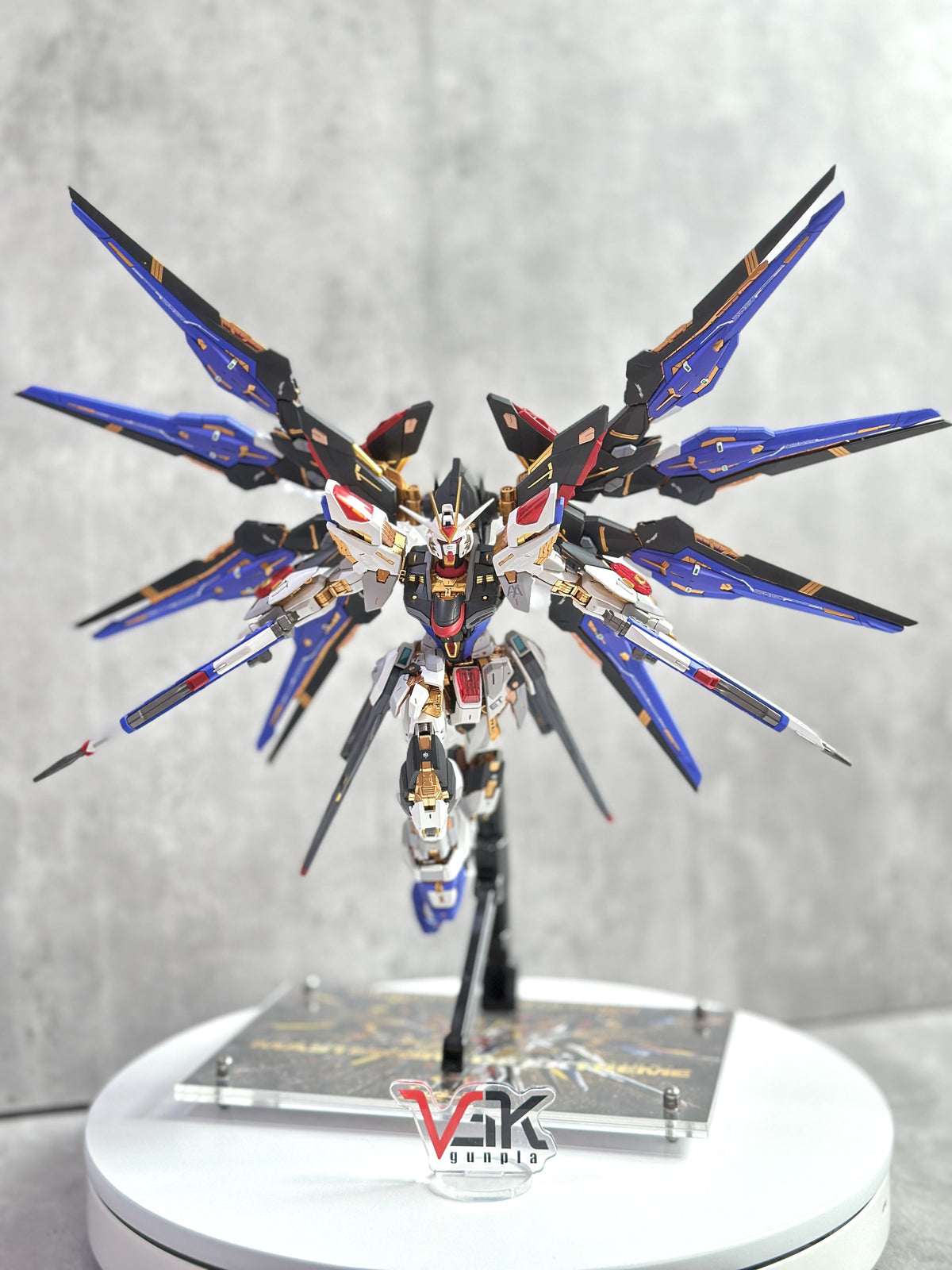Bandai MGEX  1/100 Strike Freedom Gundam