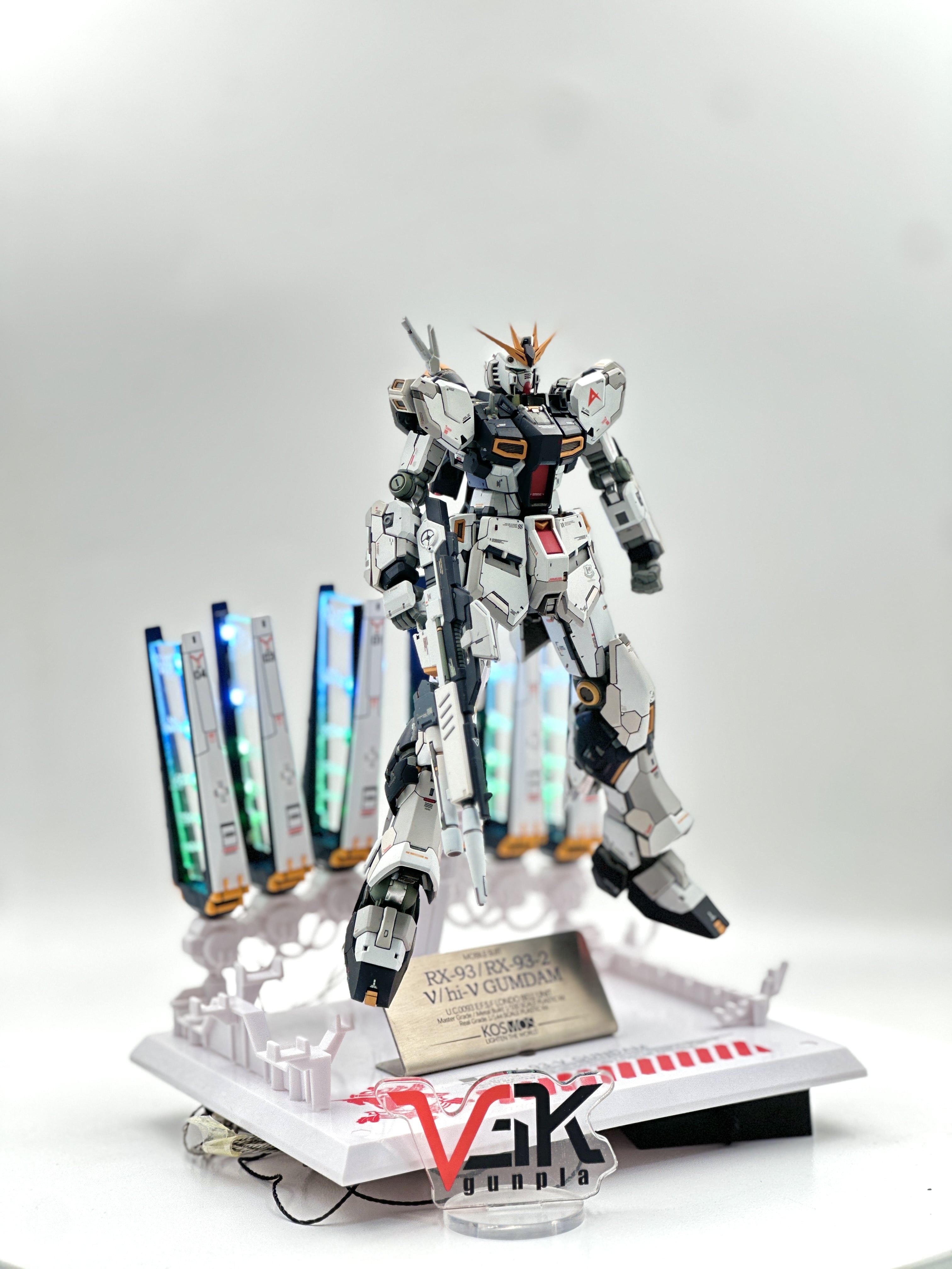 San Zang Studio Resin Conversion Kit RG 1/144  Nu Gundam Rx-93