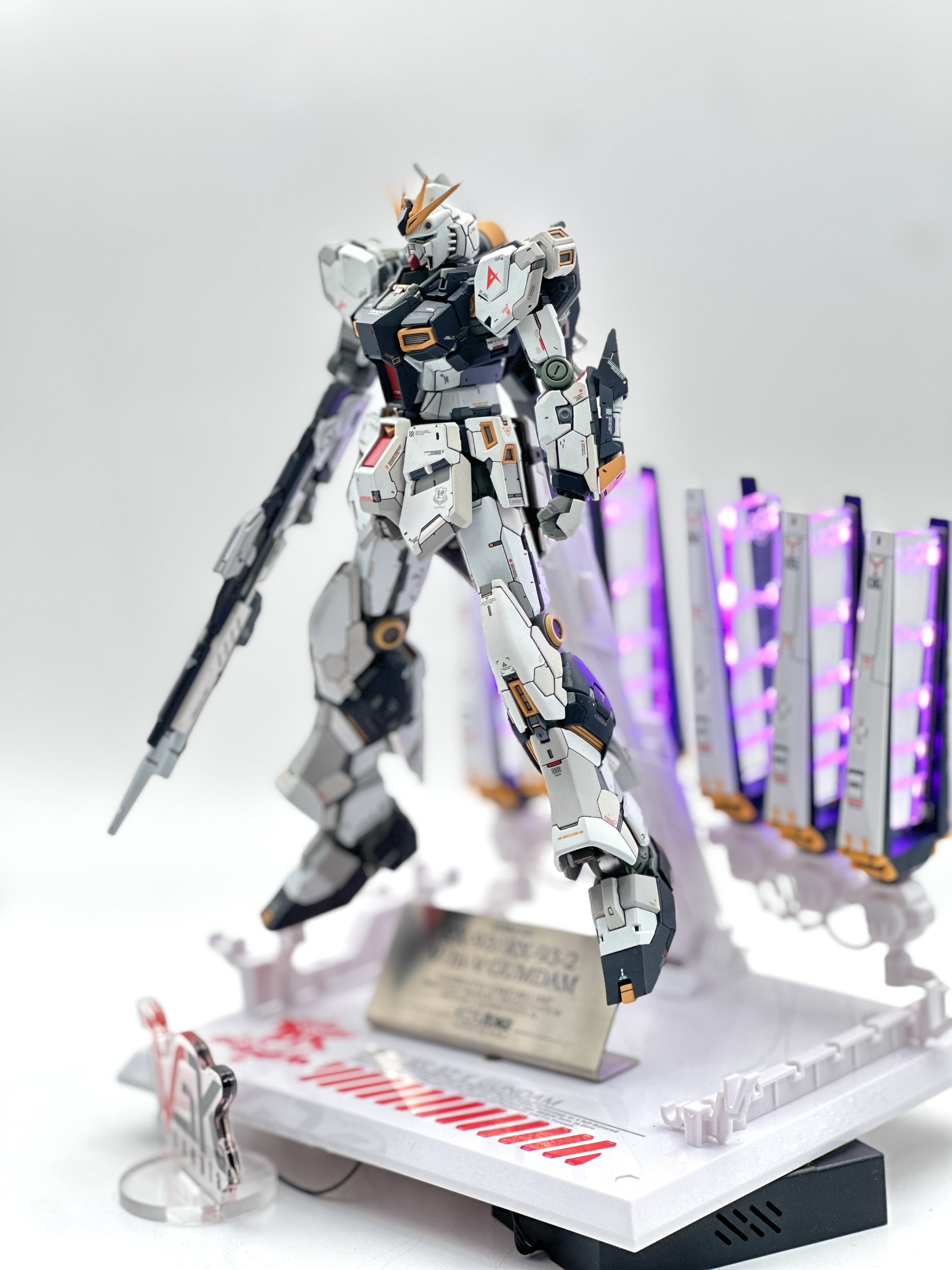 San Zang Studio Resin Conversion Kit RG 1/144  Nu Gundam Rx-93