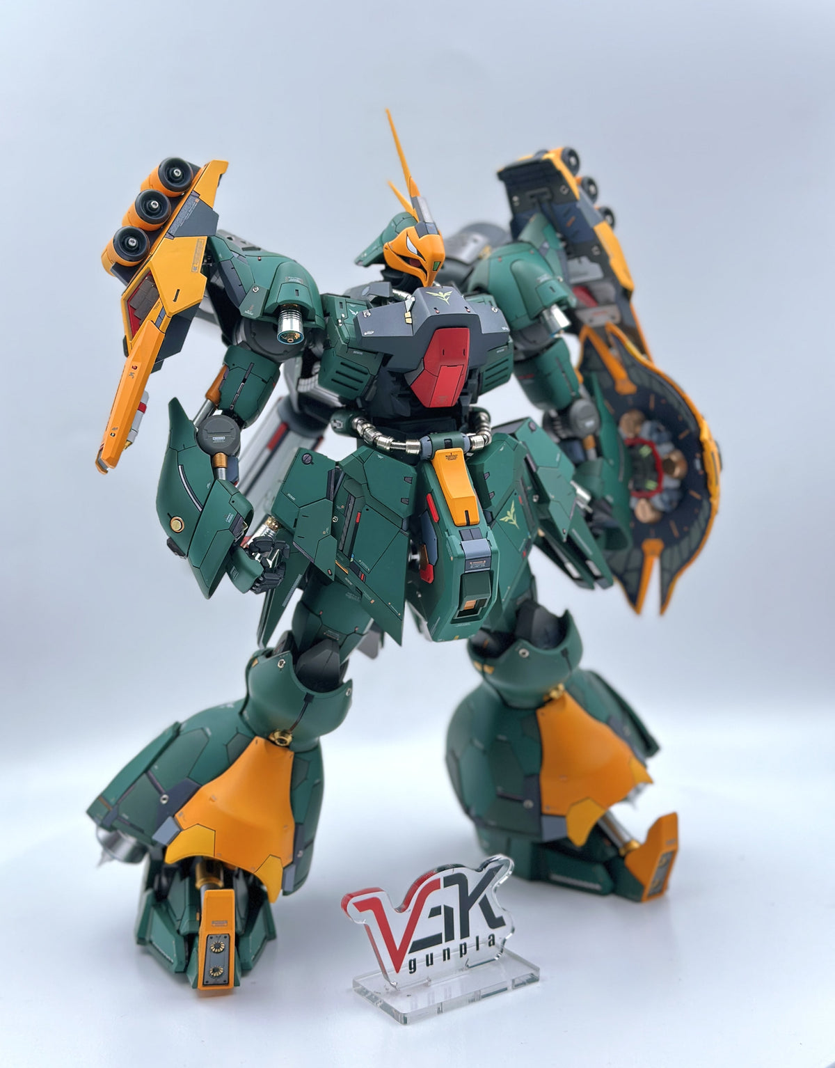 Friday Studio Resin Conversion Kit 1/100 Jagd Doga MSN-03