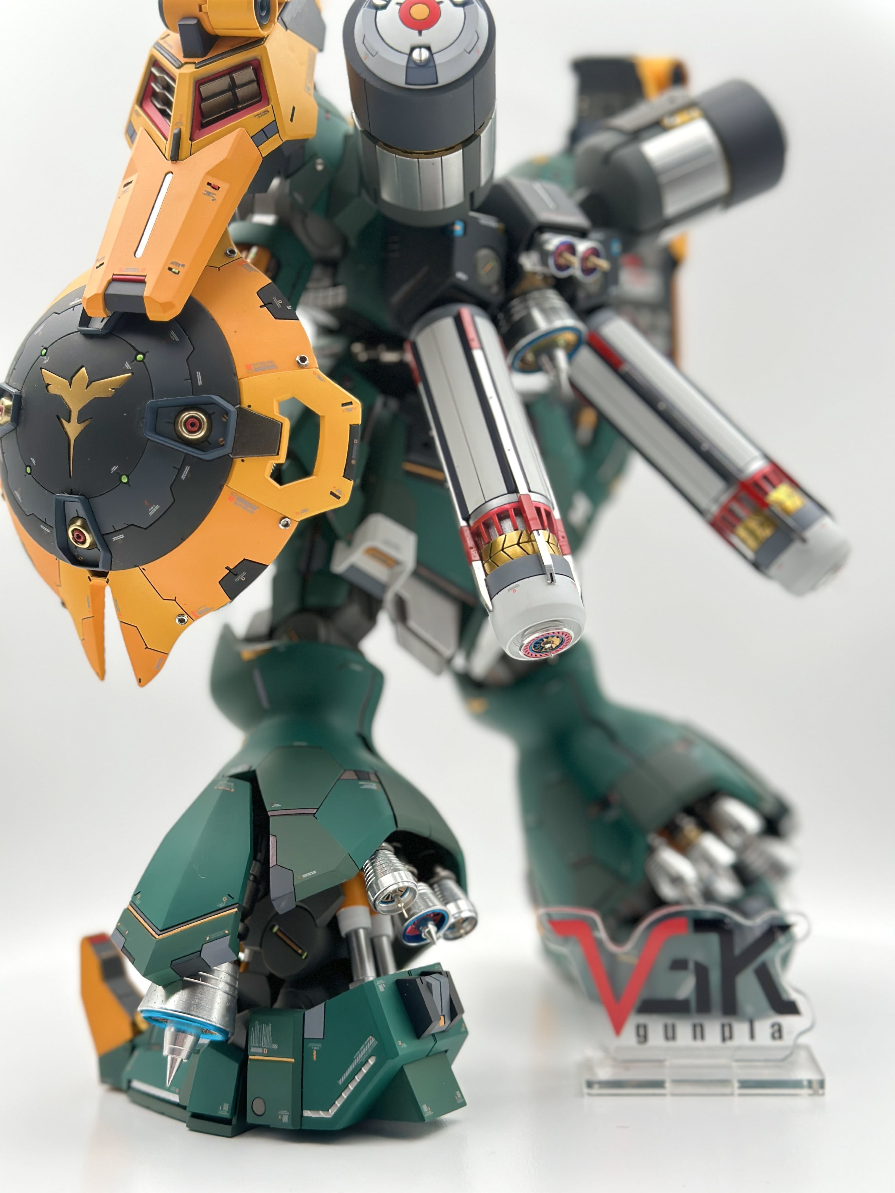 Friday Studio Resin Conversion Kit 1/100 Jagd Doga MSN-03
