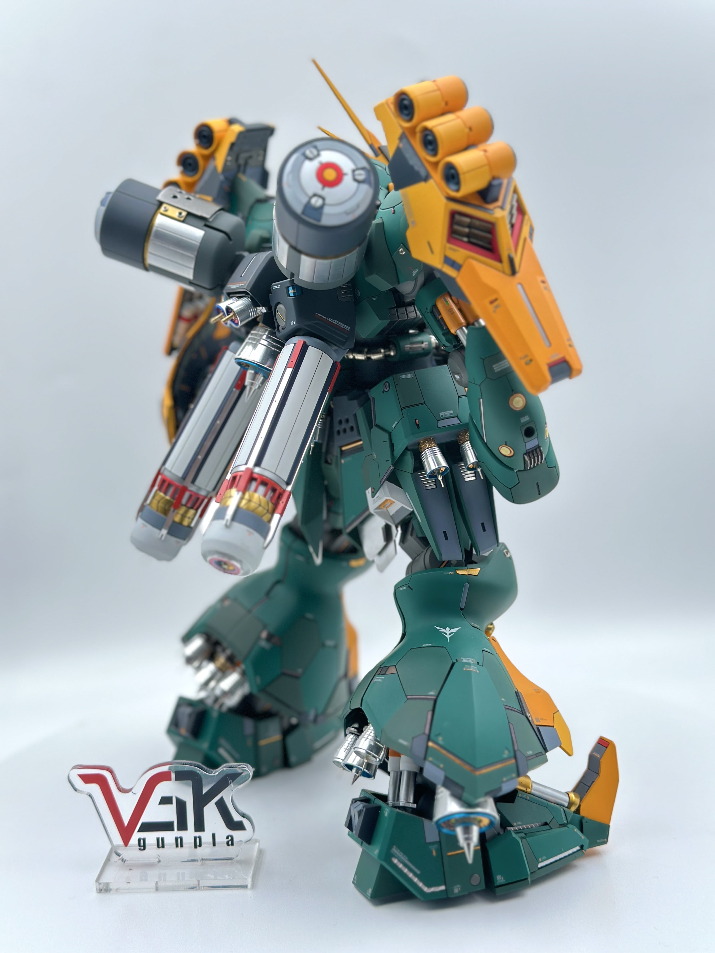 Friday Studio Resin Conversion Kit 1/100 Jagd Doga MSN-03
