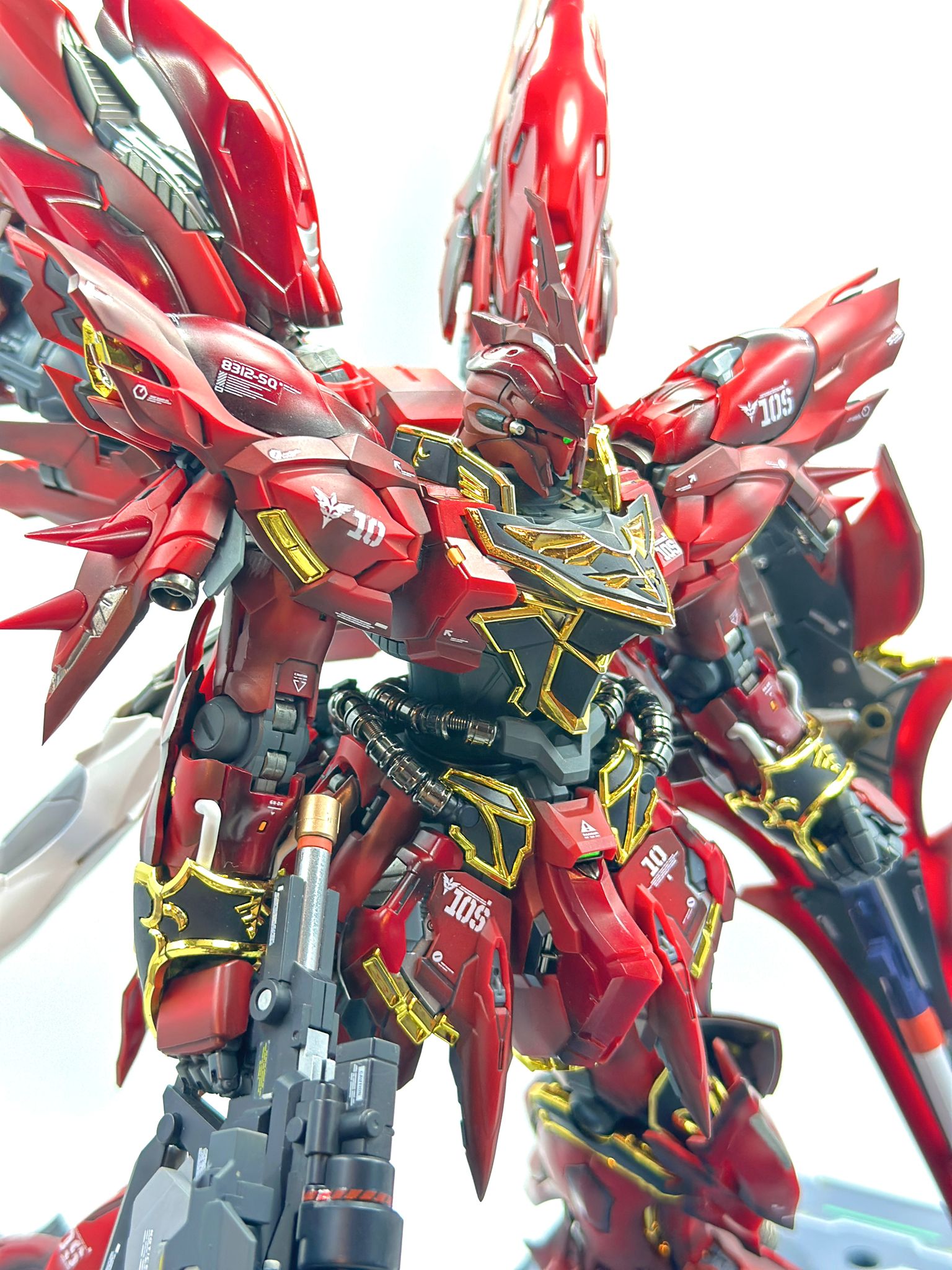 akumi Studio Resin Conversion Kit 1/100 Sinanju MSN-06S (Gloss Varnish Version)