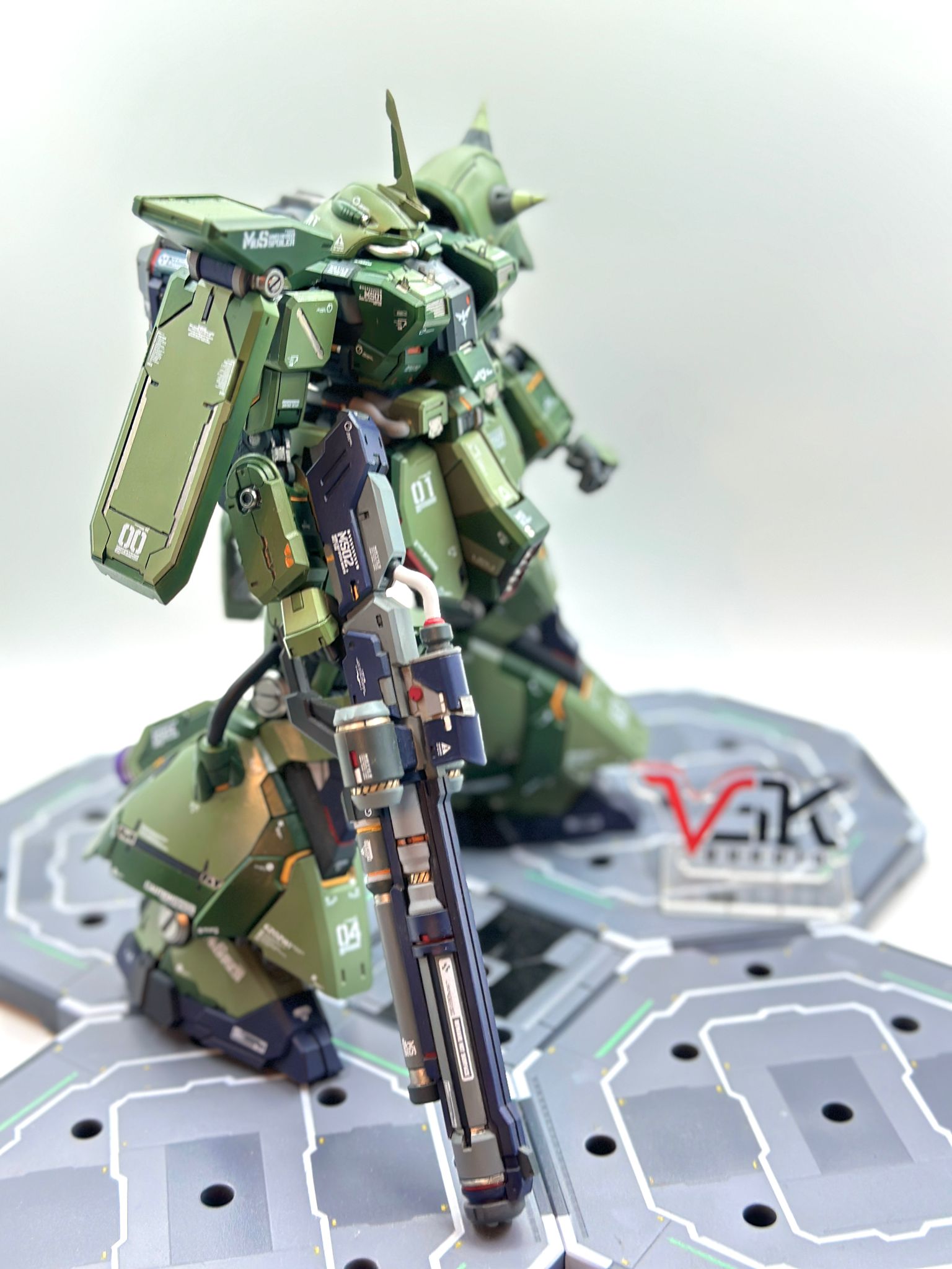 Yujiao Land Studio Resin Conversion Kit GK MG 1/100 Zaku III