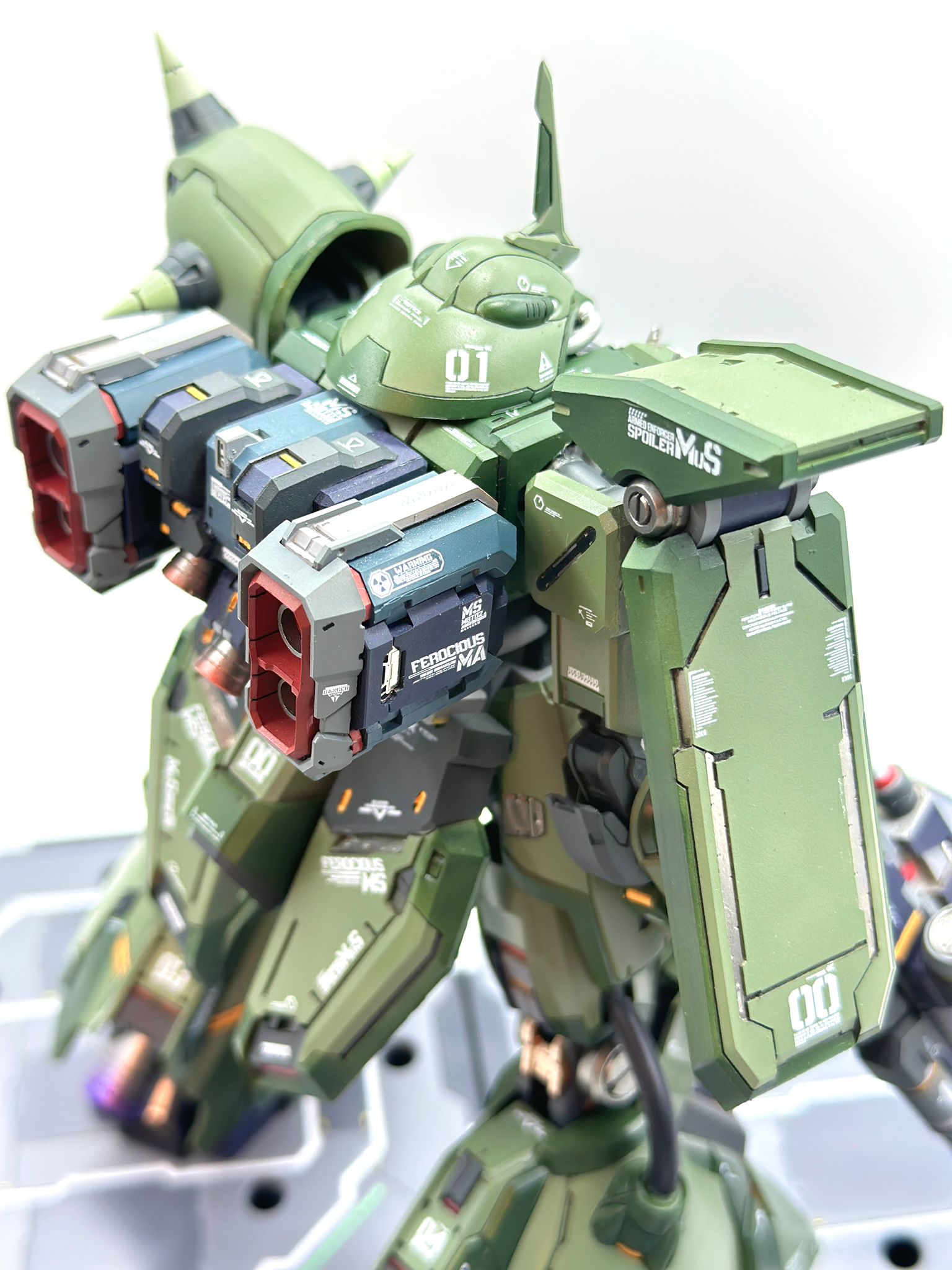 Yujiao Land Studio Resin Conversion Kit GK MG 1/100 Zaku III